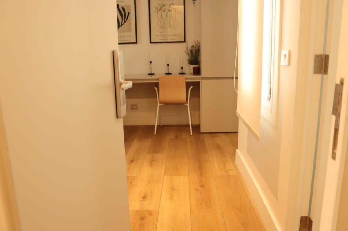 Hom I Comodo Y Moderno Depto 2d1b En Apartamento Santiago