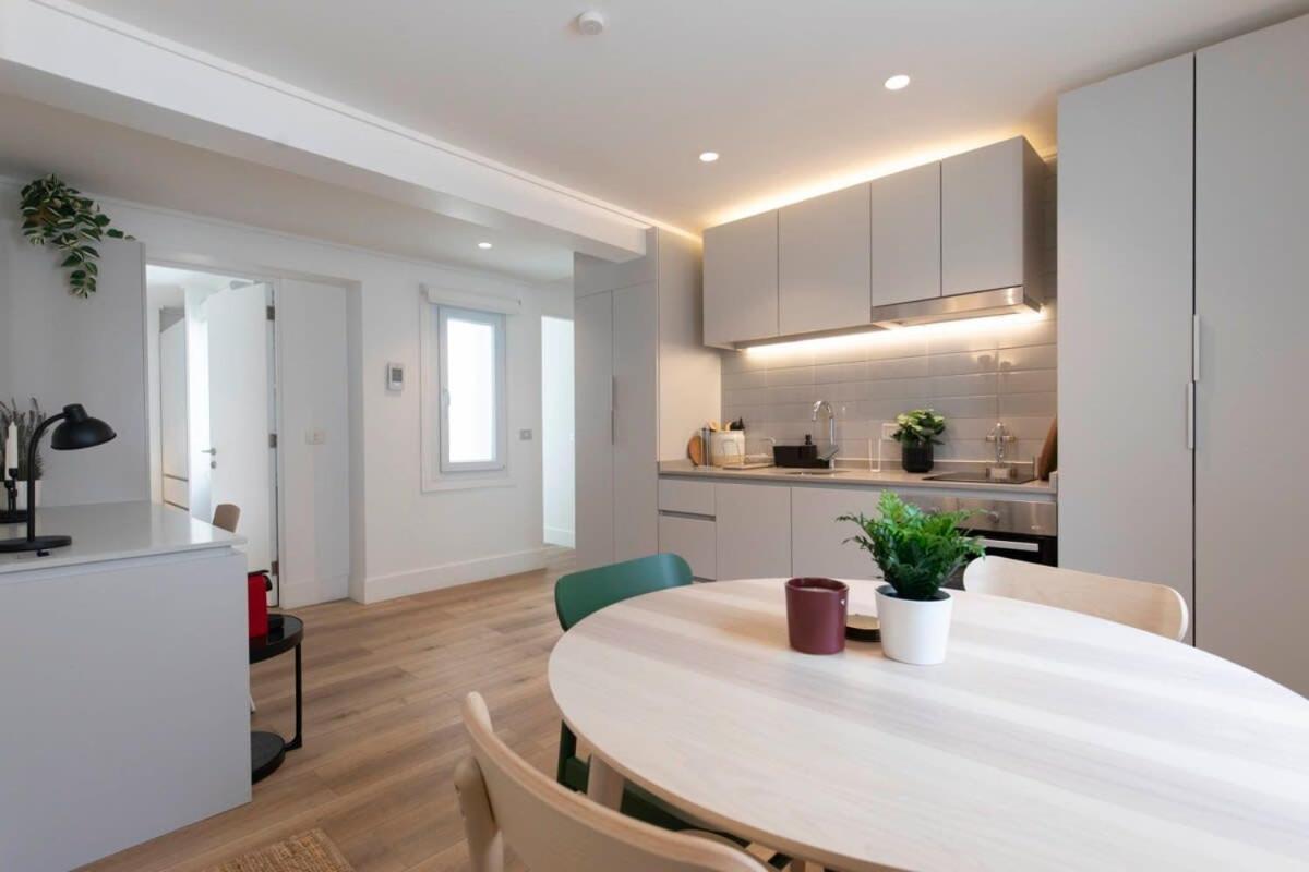 Apartamento Hom I Comodo Y Moderno Depto 2d1b En *